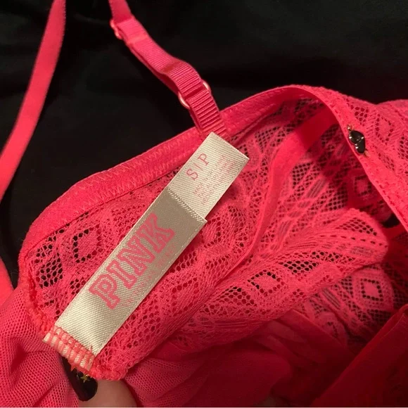 Victoria Secret VS Pink Lace Bralette - nwt - hot pink size small - Picture 5 of 6
